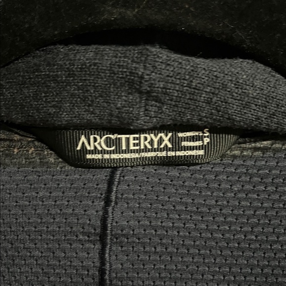 ARC'TERYX Laina Cardigan Heathered Navy/Blue Alpenex Fleece Sweater - Picture 3 of 7